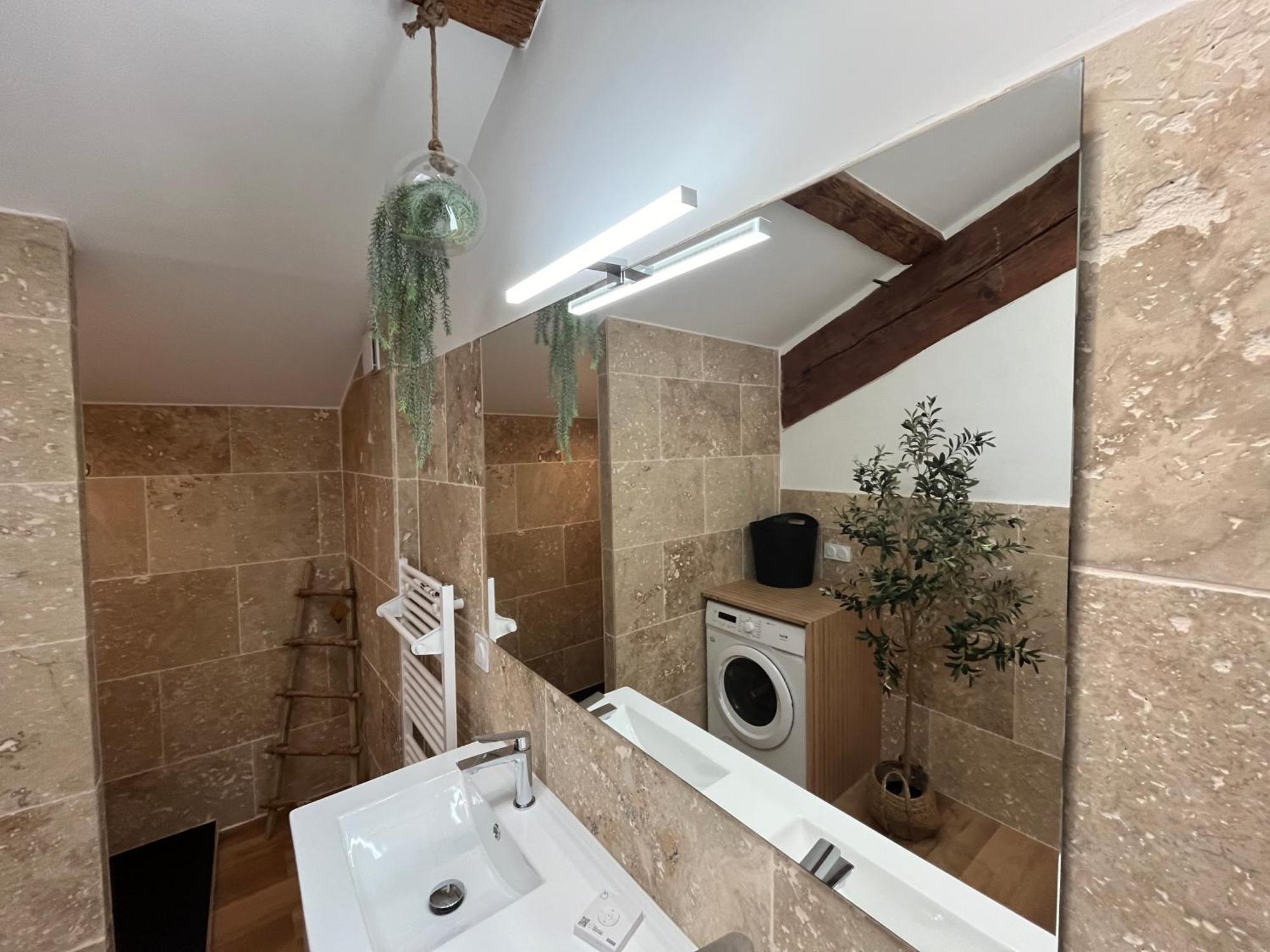 Appartement Louis Xiii, Le Somail. Ginestas